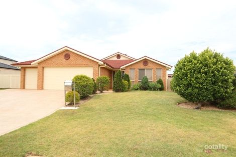 10 Peterson Pde, Thornton, NSW 2322