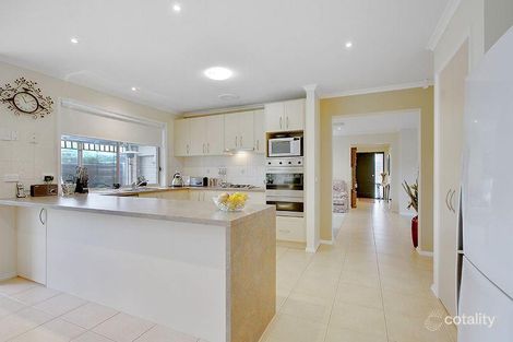 Property photo of 26 Flame Robin Drive Langwarrin VIC 3910