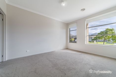 Property photo of 18 Grima Crescent Wyndham Vale VIC 3024