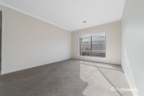 Property photo of 18 Grima Crescent Wyndham Vale VIC 3024