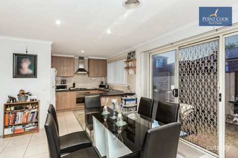 Property photo of 32 Kensington Crescent Altona Meadows VIC 3028