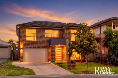 8 Jarvisfield Pl, Macquarie Links, NSW 2565