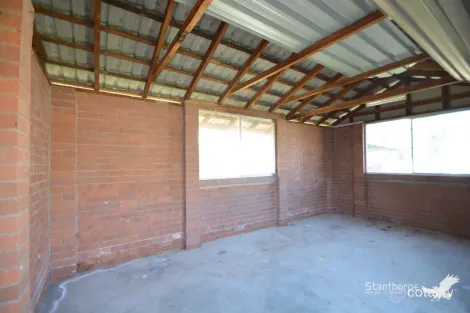 Property photo of 44 Greenup Street Stanthorpe QLD 4380