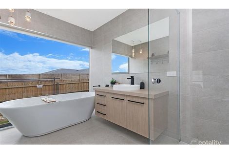 Property photo of 7 Shaw Street Warrnambool VIC 3280