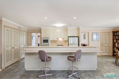 Property photo of 9 Lauren Court Kangaroo Flat VIC 3555