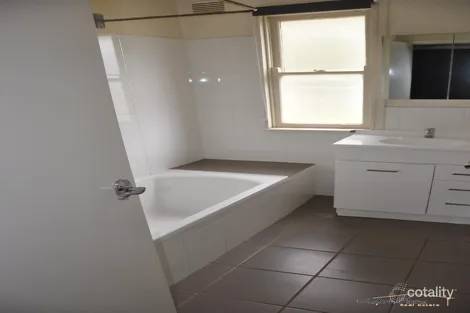 Property photo of 20 Prince Street Cobar NSW 2835