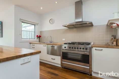 Property photo of 3 Bell Parade Drumcondra VIC 3215
