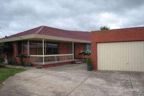 Property photo of 5 Barton Court Gladstone Park VIC 3043