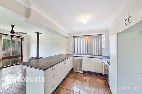 Property photo of 39 Semillon Crescent Eschol Park NSW 2558