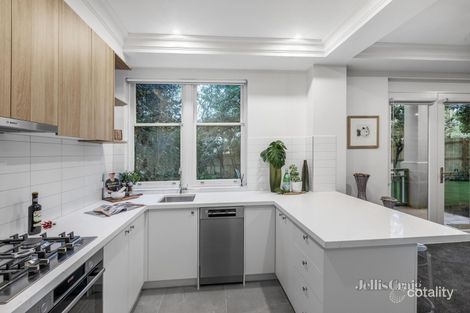 Property photo of 28/17-25 Yarra Street Hawthorn VIC 3122