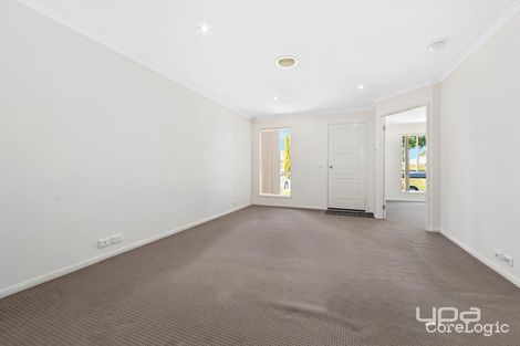 Property photo of 27 Klippel Way Caroline Springs VIC 3023
