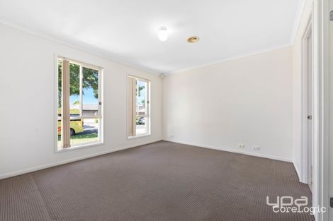 Property photo of 27 Klippel Way Caroline Springs VIC 3023