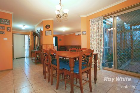 Property photo of 21 Greenmantle Close Cranbourne West VIC 3977