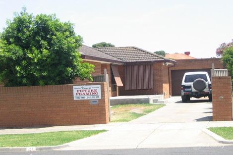 11 Packard St, Keilor Downs, VIC 3038