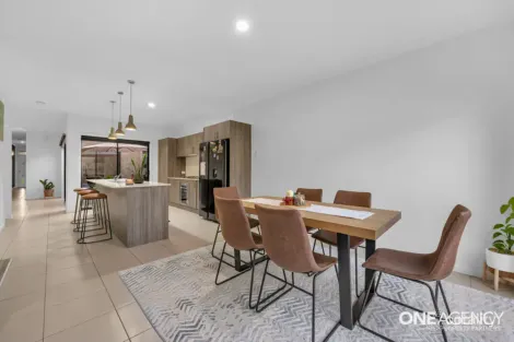 Property photo of 2/3 Santander Crescent Point Cook VIC 3030
