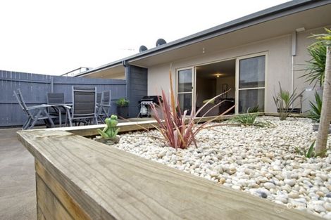 Property photo of 216 Anthony Rolfe Avenue Gungahlin ACT 2912