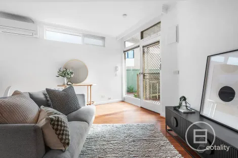 Property photo of 3/21 Redan Street St Kilda VIC 3182
