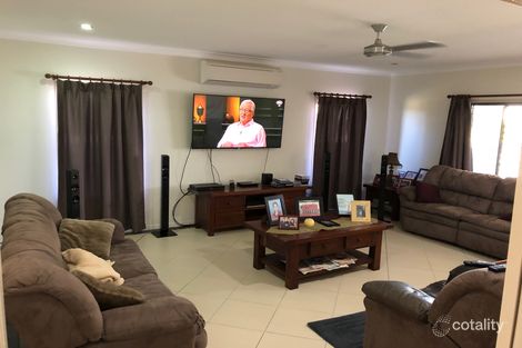 Property photo of 3 Parkview Drive Rosslyn QLD 4703