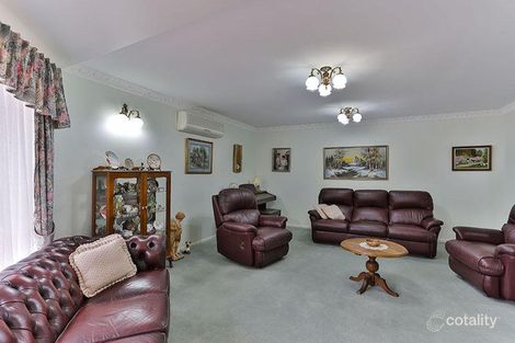 Property photo of 5 Beverley Close Middle Ridge QLD 4350