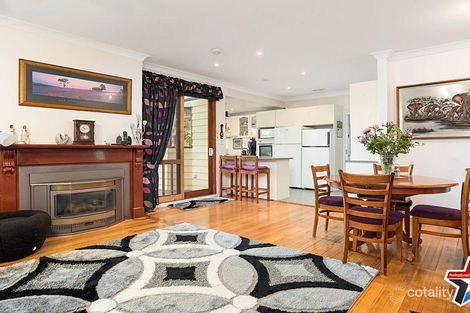 Property photo of 17 Old Warburton Road Seville VIC 3139