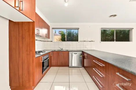 Property photo of 1/4 Bunya Place Werribee VIC 3030