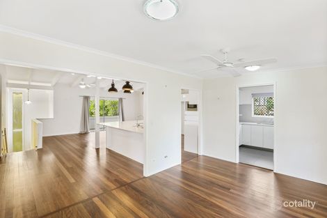 Property photo of 7 Tarnook Drive Ferny Hills QLD 4055