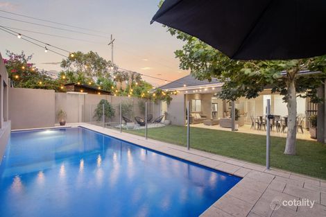 18 Arundel St, Bayswater, WA 6053