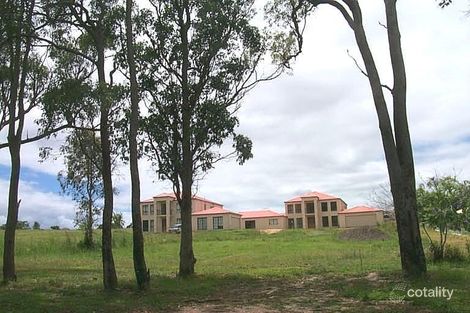 27 Priestley Rd, Bridgeman Downs, QLD 4035