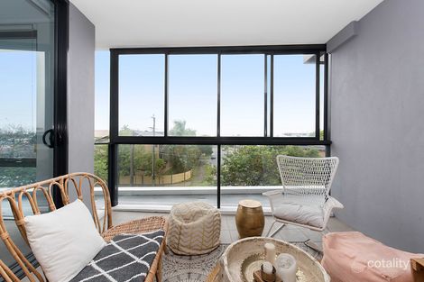 Property photo of 2021/123 Cavendish Road Coorparoo QLD 4151