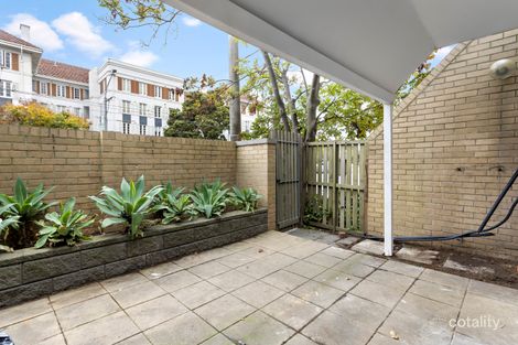 Property photo of 2/20 Commercial Road Melbourne VIC 3004