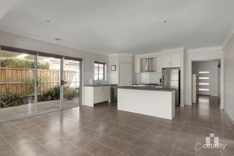 Property photo of 19 Bower Way Doreen VIC 3754