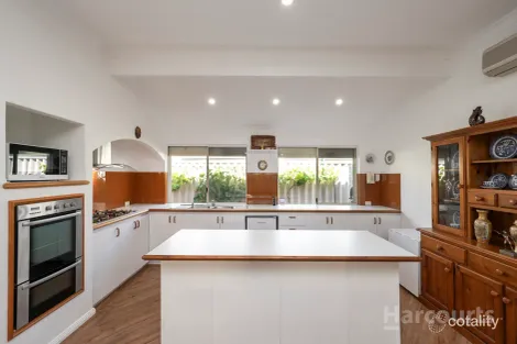 Property photo of 17 Kooringa Place Currambine WA 6028