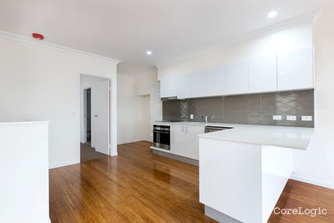Property photo of 2/133 Prince Edward Parade Scarborough QLD 4020