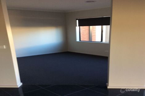 Property photo of 25 Mootwingee Crescent Shepparton North VIC 3631