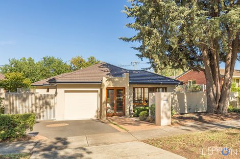 2/1 De Chair St, Deakin, ACT 2600