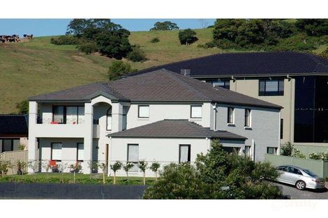 Property photo of 41 Kallara Link Cordeaux Heights NSW 2526