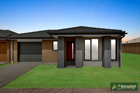 5 Mistletoe Dr, Strathtulloh, VIC 3338