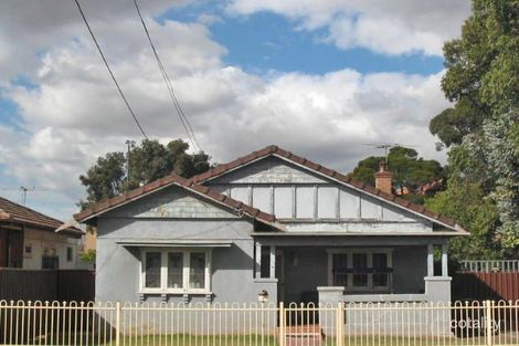 2 Cambridge St, Merrylands, NSW 2160