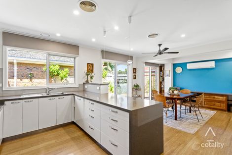 Property photo of 5/2-4 Greenview Close Dingley Village VIC 3172