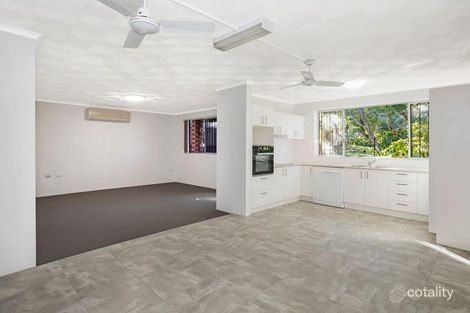 Property photo of 1/28 Glenfern Avenue Kedron QLD 4031