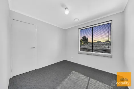 Property photo of 1/74 Dundee Way Sydenham VIC 3037