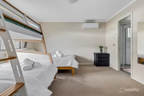 Property photo of 17 Rainbow Drive East Jindabyne NSW 2627