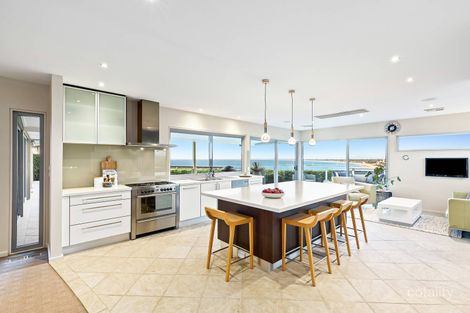 Property photo of 10 Plummer Avenue Frankston South VIC 3199
