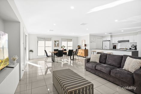 Property photo of 3 Capricorn Way Shell Cove NSW 2529