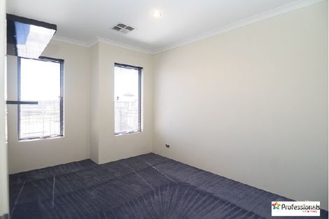 Property photo of 27 Pineroo Terrace Ellenbrook WA 6069