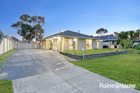 Property photo of 76 Toirram Crescent Cranbourne VIC 3977