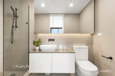Property photo of 101/140 Hotham Street St Kilda East VIC 3183