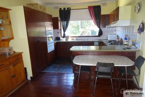 Property photo of 5 Baird Street Collie WA 6225