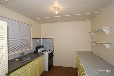 Property photo of 6 Croydon Street Bellevue WA 6056