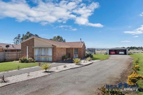 Property photo of 47 Blackwood Drive Hampton Park VIC 3976
